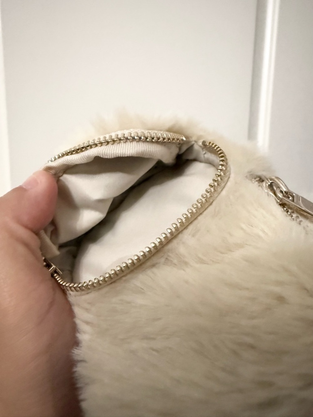 lululemon athletica Cream Faux Fur Mini Backpack Key Pouch - Picture 5 of 6